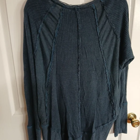 We The Free Catalina Thermal Top Free People Teal Size L Boho Oversized Casual - Picture 10 of 10